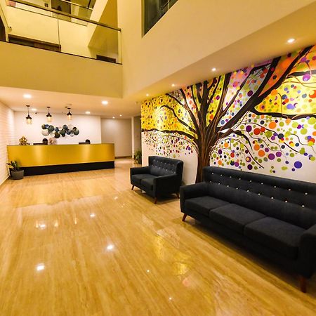 Vivid A Boutique Hotel Tiruchirappalli Ngoại thất bức ảnh