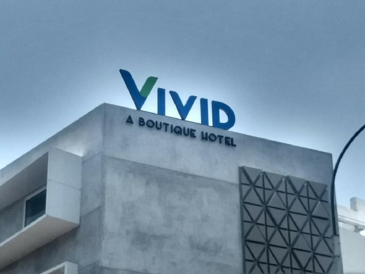 Vivid A Boutique Hotel Tiruchirappalli Ngoại thất bức ảnh