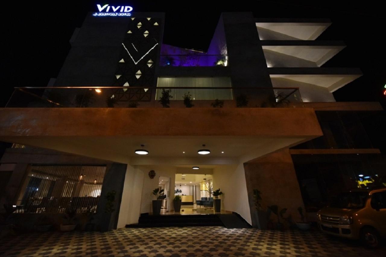 Vivid A Boutique Hotel Tiruchirappalli Ngoại thất bức ảnh