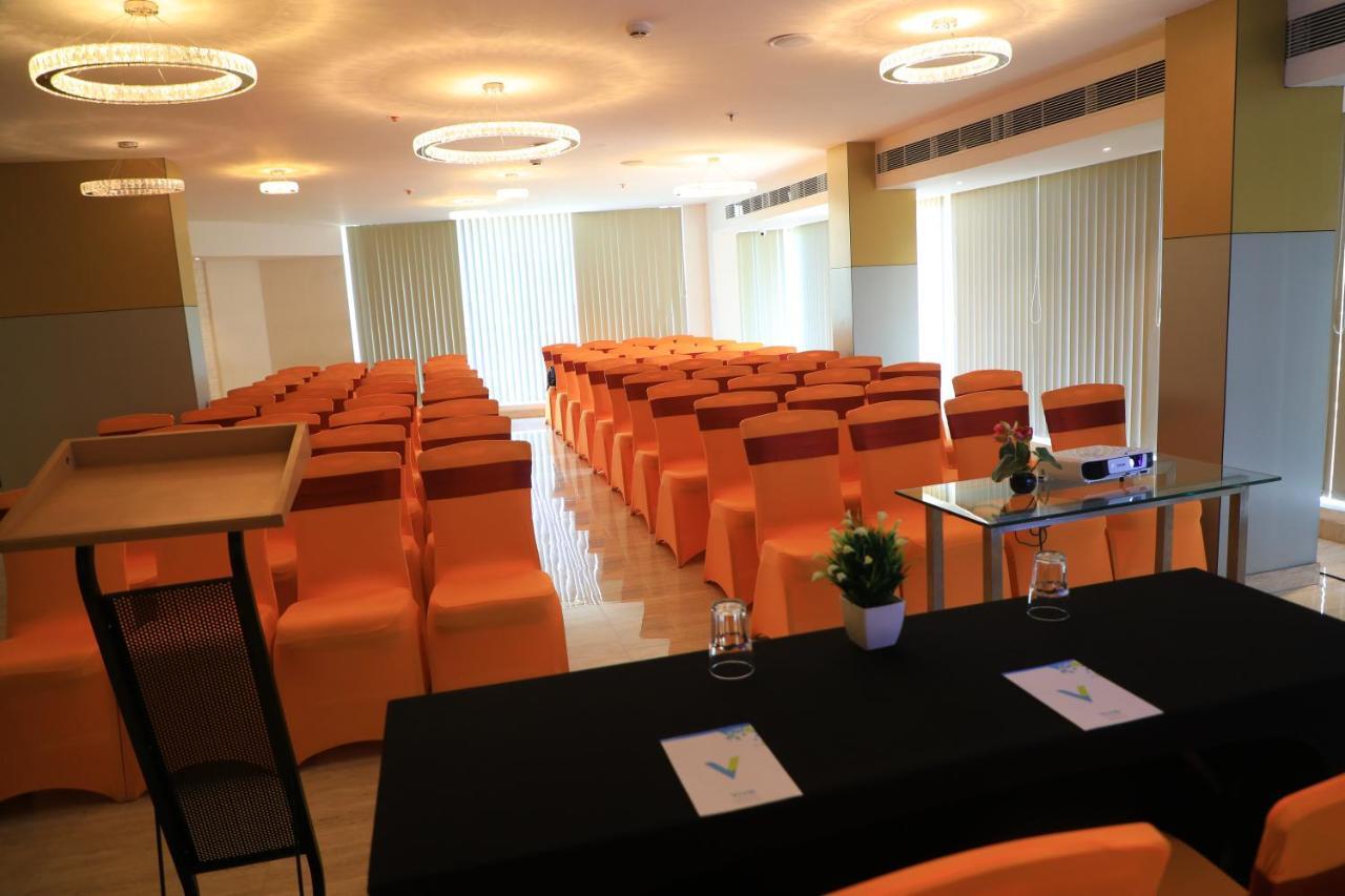 Vivid A Boutique Hotel Tiruchirappalli Ngoại thất bức ảnh